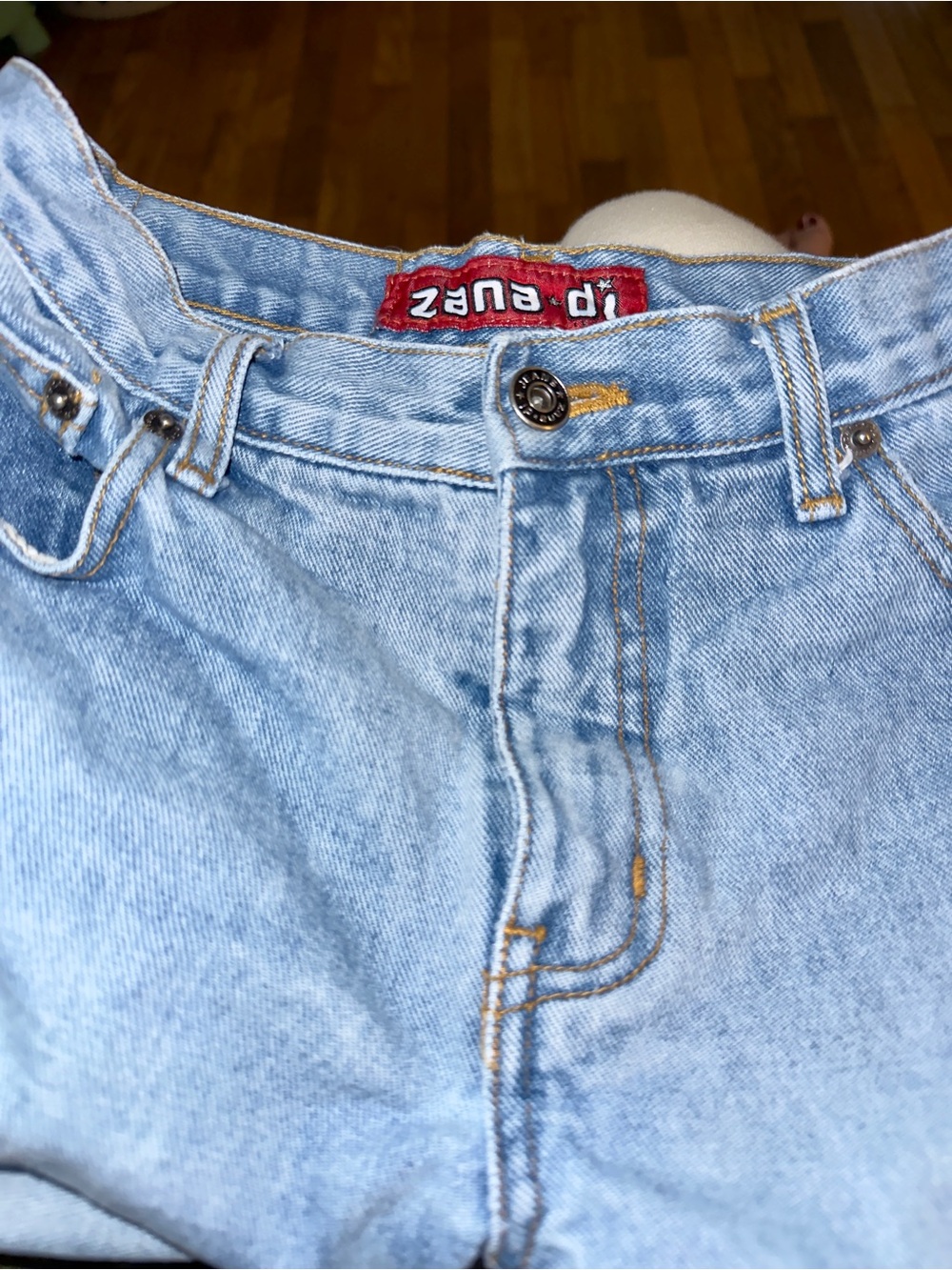 Zana Di Light Blue High-Rise Wide Leg Jeans with Knee Rip - Picture 4 of 10